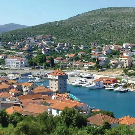 Stunning Home In Vrsine With Wifi Vikendica *